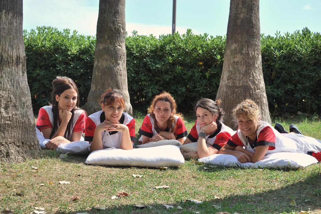 לאיגואליה Hotel Galleano מראה חיצוני תמונה