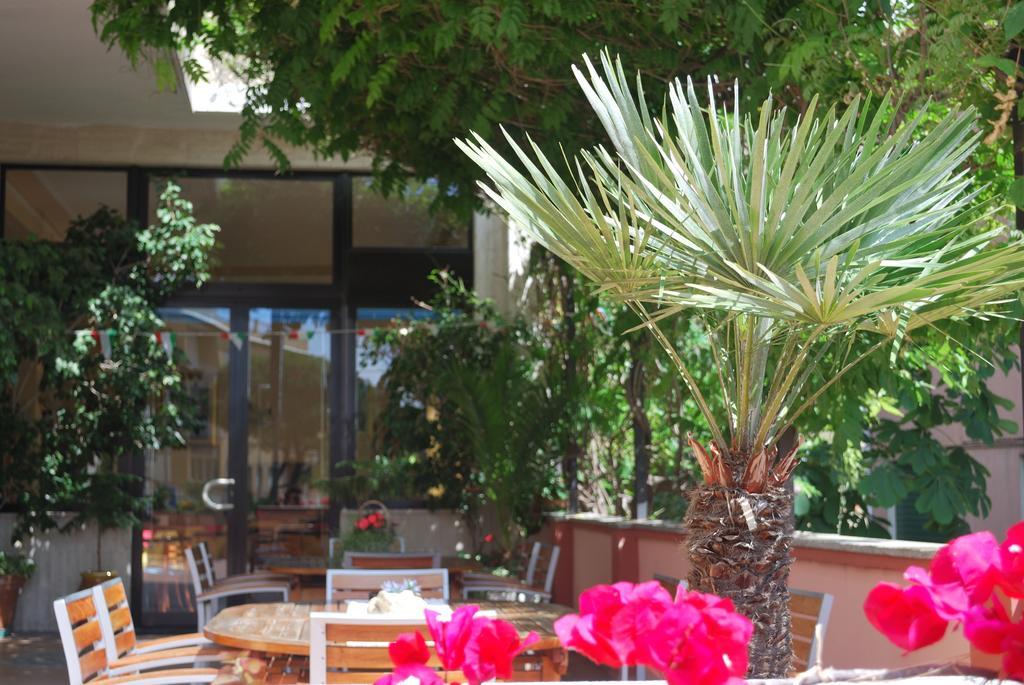 לאיגואליה Hotel Galleano מראה חיצוני תמונה